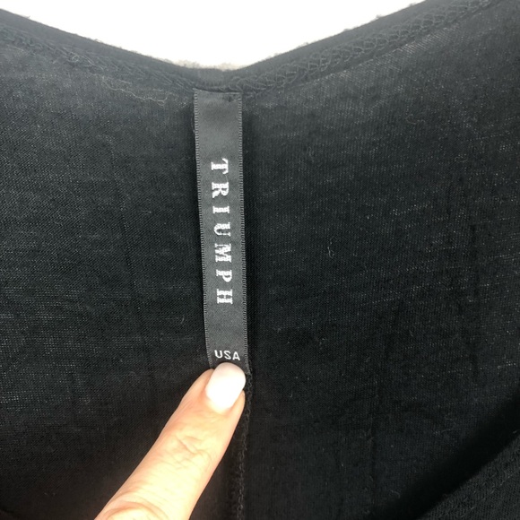 Triumph Lucky Brand Graphic Tank Small - Picture 5 of 6